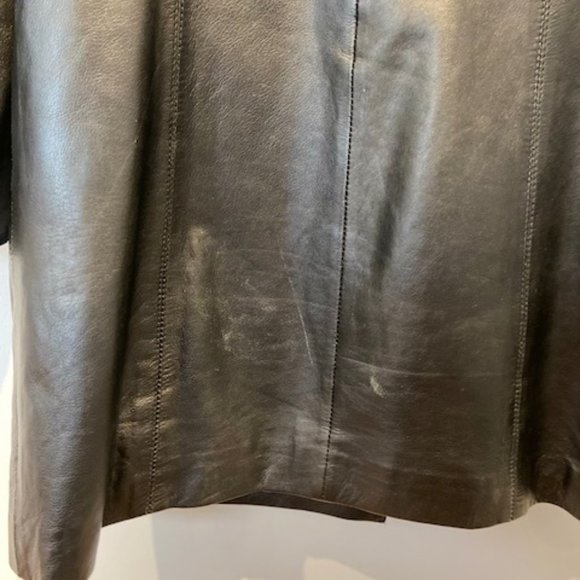 The Old Mill Vintage Leather Jacket - Picture 5 of 10